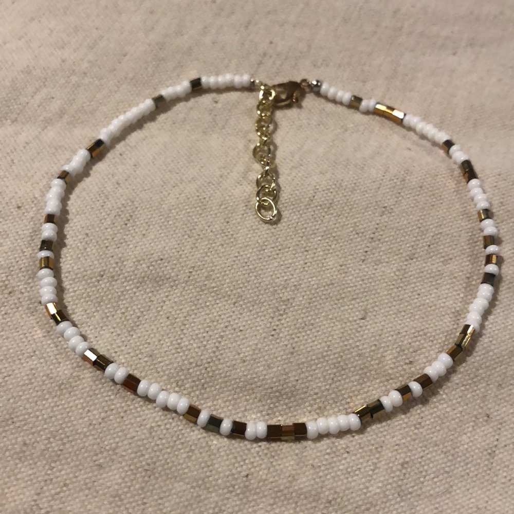 Choker - Picture 4 of 6